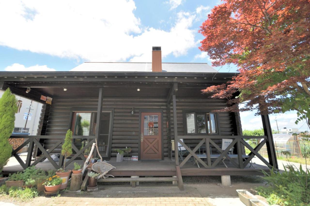Carrefour Guesthouse カルフール ゲストハウス โทยามะ ภายนอก รูปภาพ