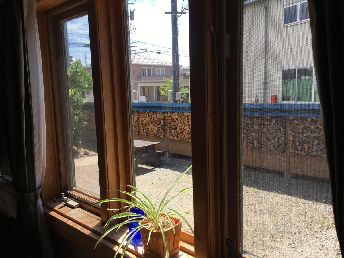 Carrefour Guesthouse カルフール ゲストハウス โทยามะ ภายนอก รูปภาพ