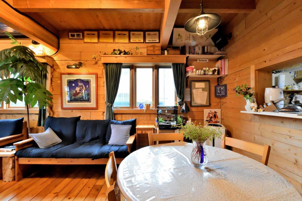 Carrefour Guesthouse カルフール ゲストハウス โทยามะ ภายนอก รูปภาพ